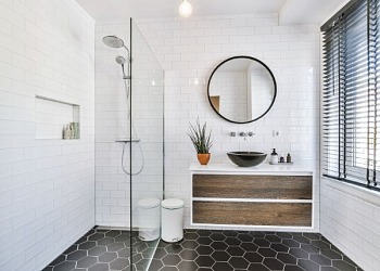 Luksusowe i funkcjonalne - Zestaw mebli łazienkowych, który doda uroku Twojej przestrzeni