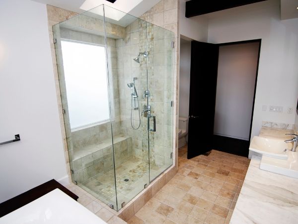 Kabiny prysznicowe - nowe trendy i innowacje dla Twojej łazienki